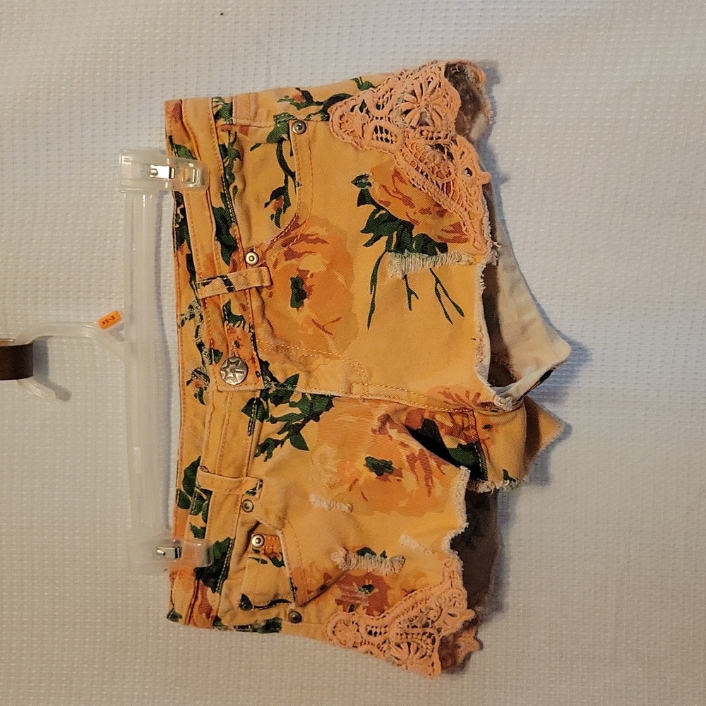Vanilla Star Floral Jean Shorts